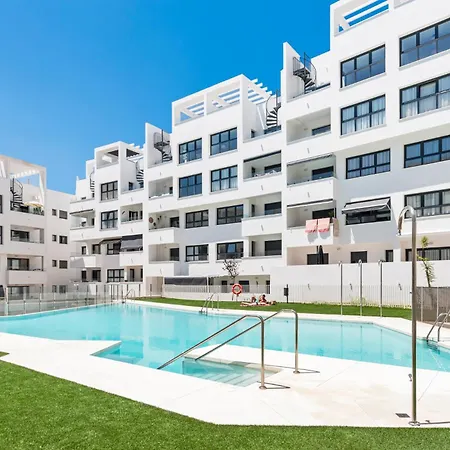 Daire Casa Rosa - Prime Location With Pool And Parking Estepona
