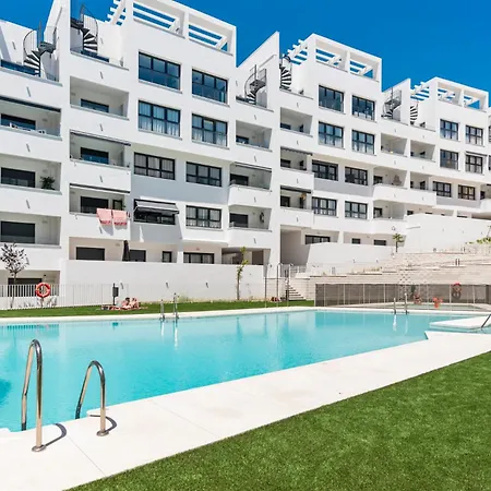 Casa Rosa - Prime Location With Pool And Parking * Estepona