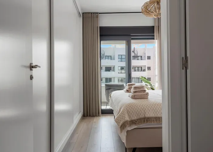 Casa Rosa - Prime Location With Pool And Parking Appartamento Estepona